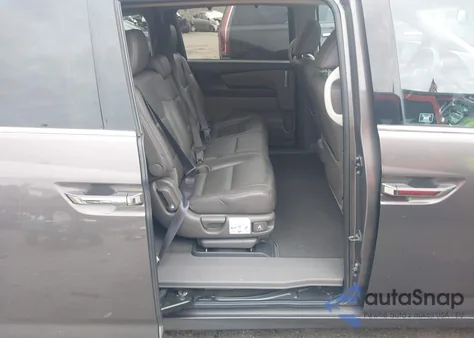 2011 Honda Odyssey Touring/Touring Elite from USA, damaged, VIN 5FNRL5H98BB072762